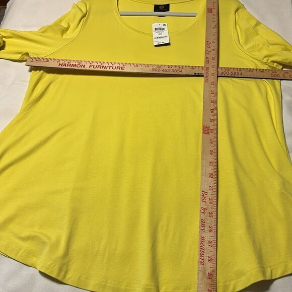 Women's JM Collection bright yellow three-quarter sleeve top NWT - Picture 5 of 7